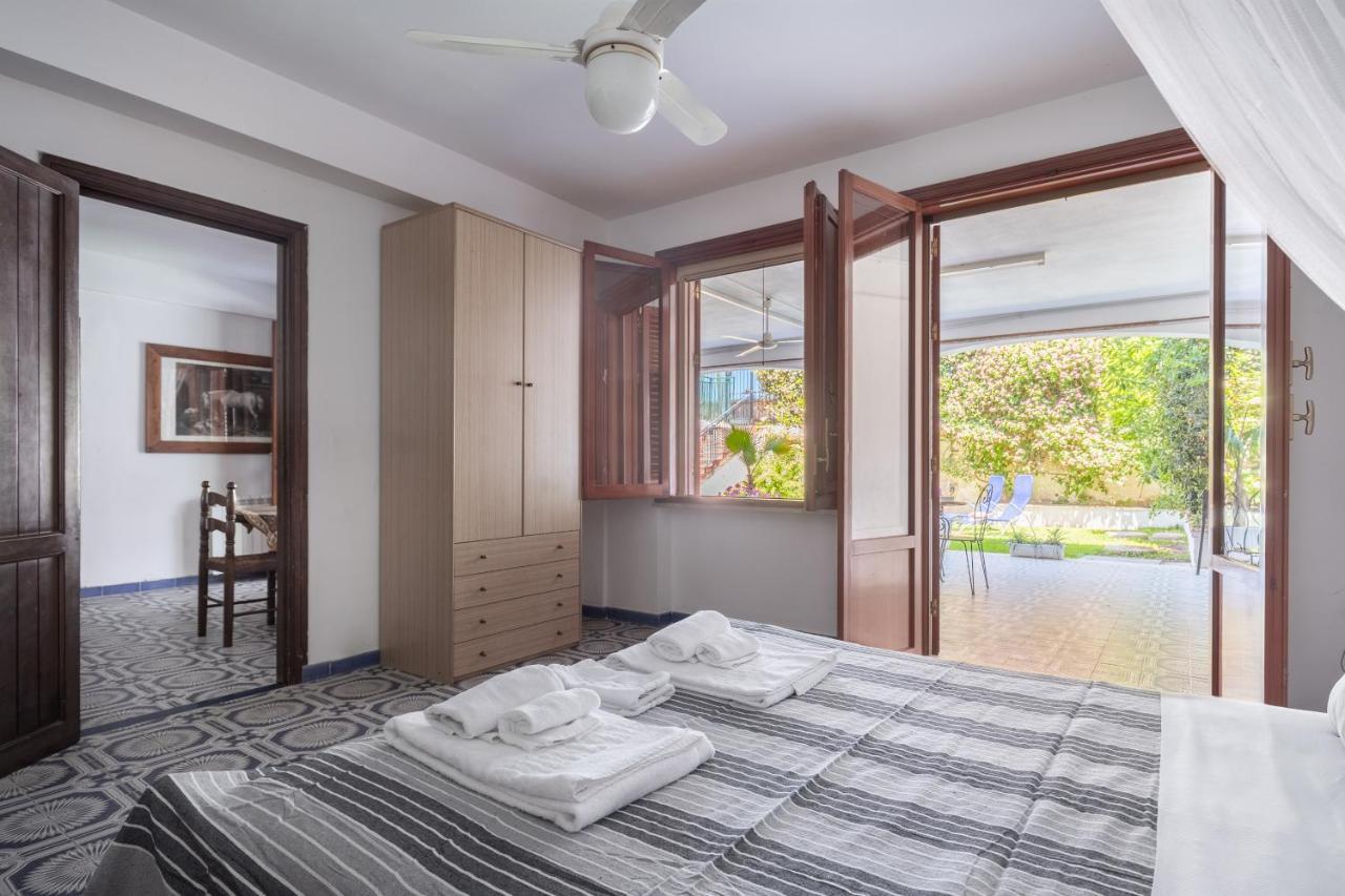 La Cueva Dello Scirocco By Domusicily Apartman Mondello Kültér fotó